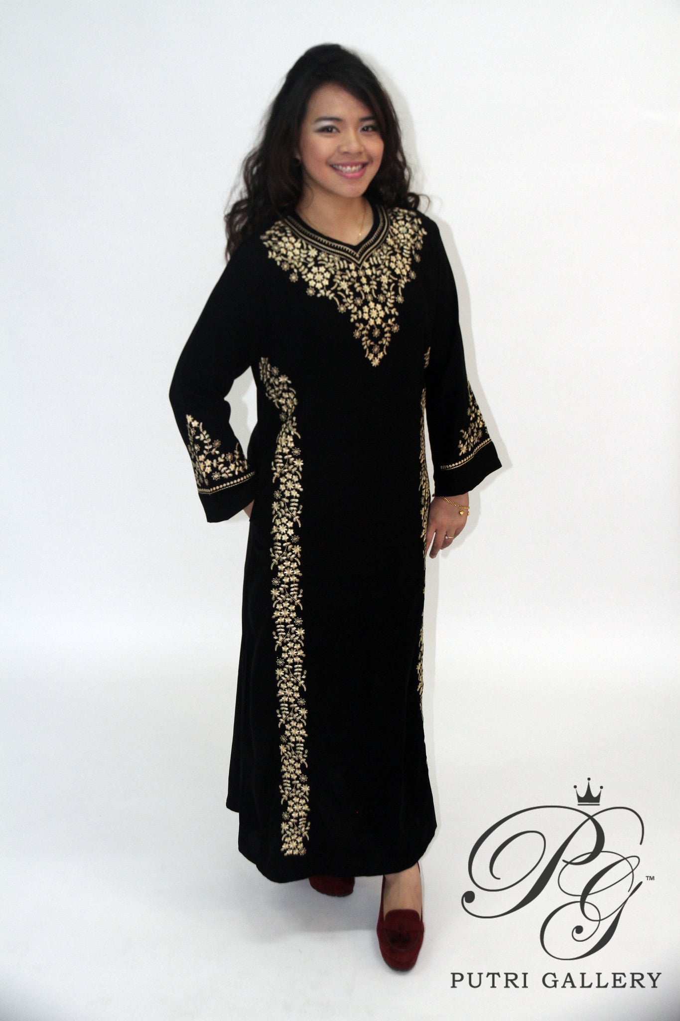 Abaya Bunga Kamboja