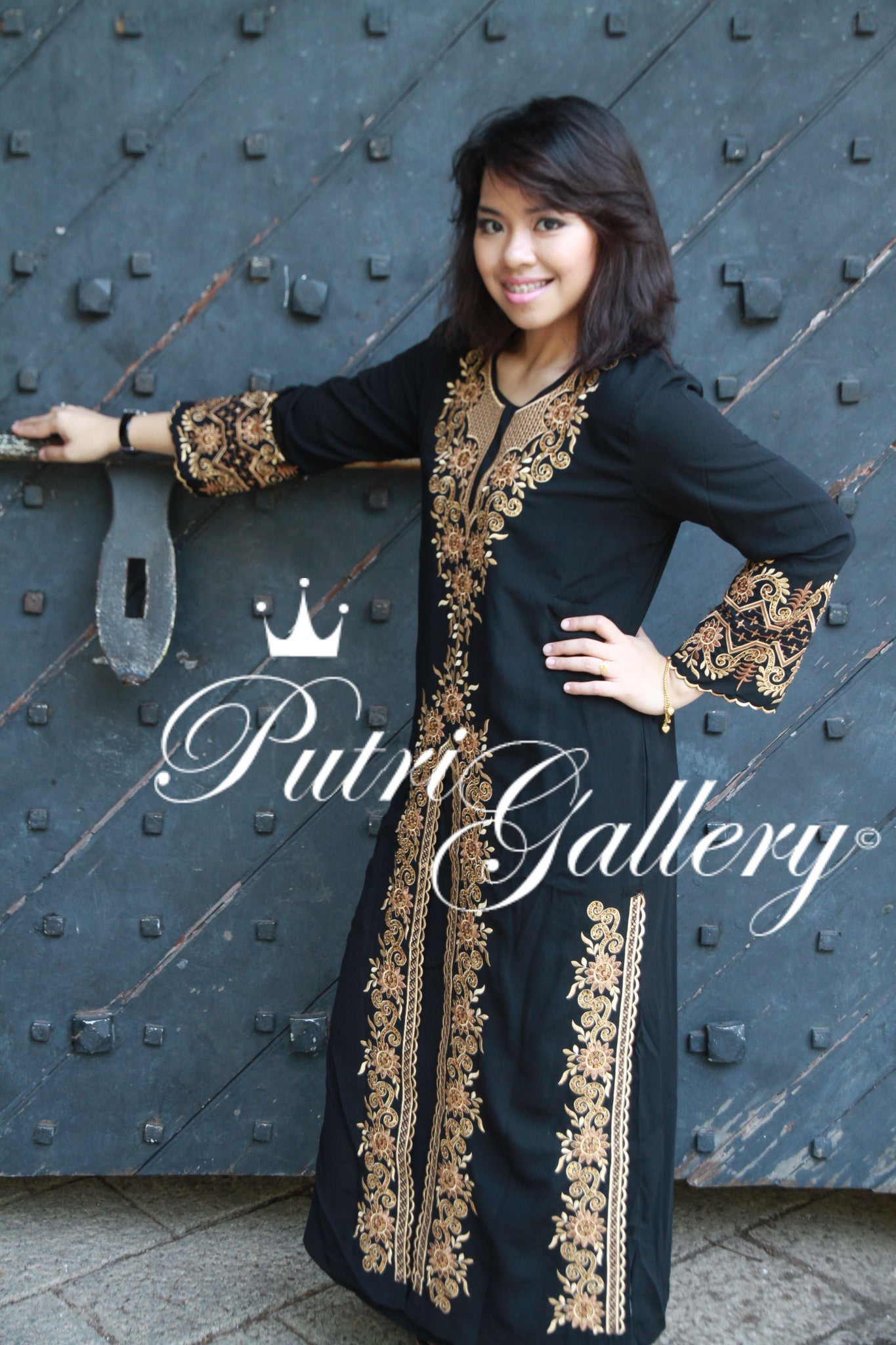 Putri Arabia Abaya