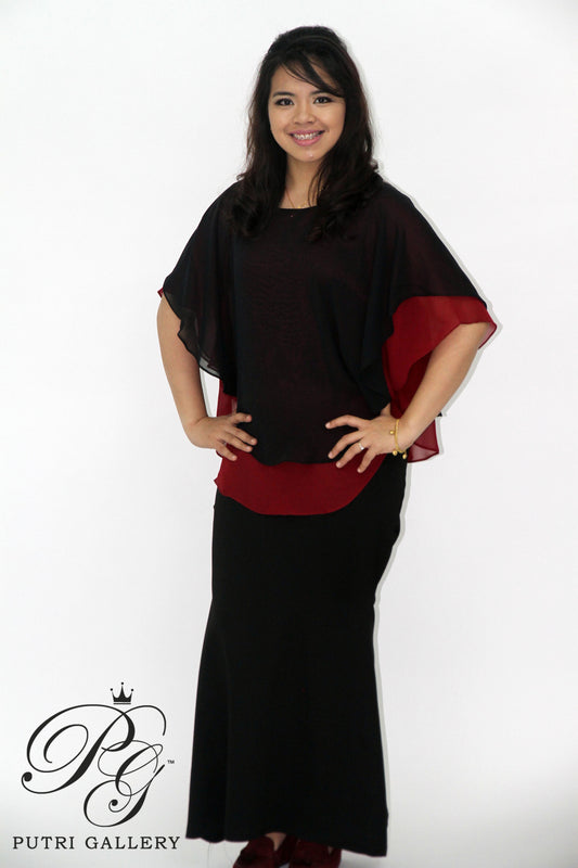Julia in Black/Maroon