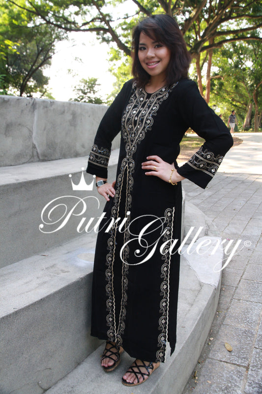 Putri Sarabia Abaya