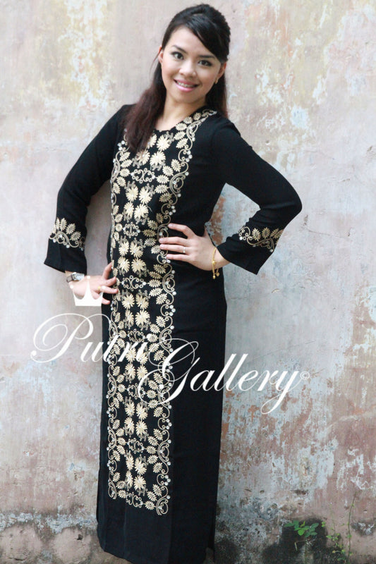 Putri Bunga Abaya